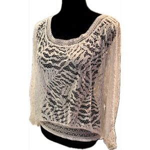 Miss Ferriday Long sleeved lace top